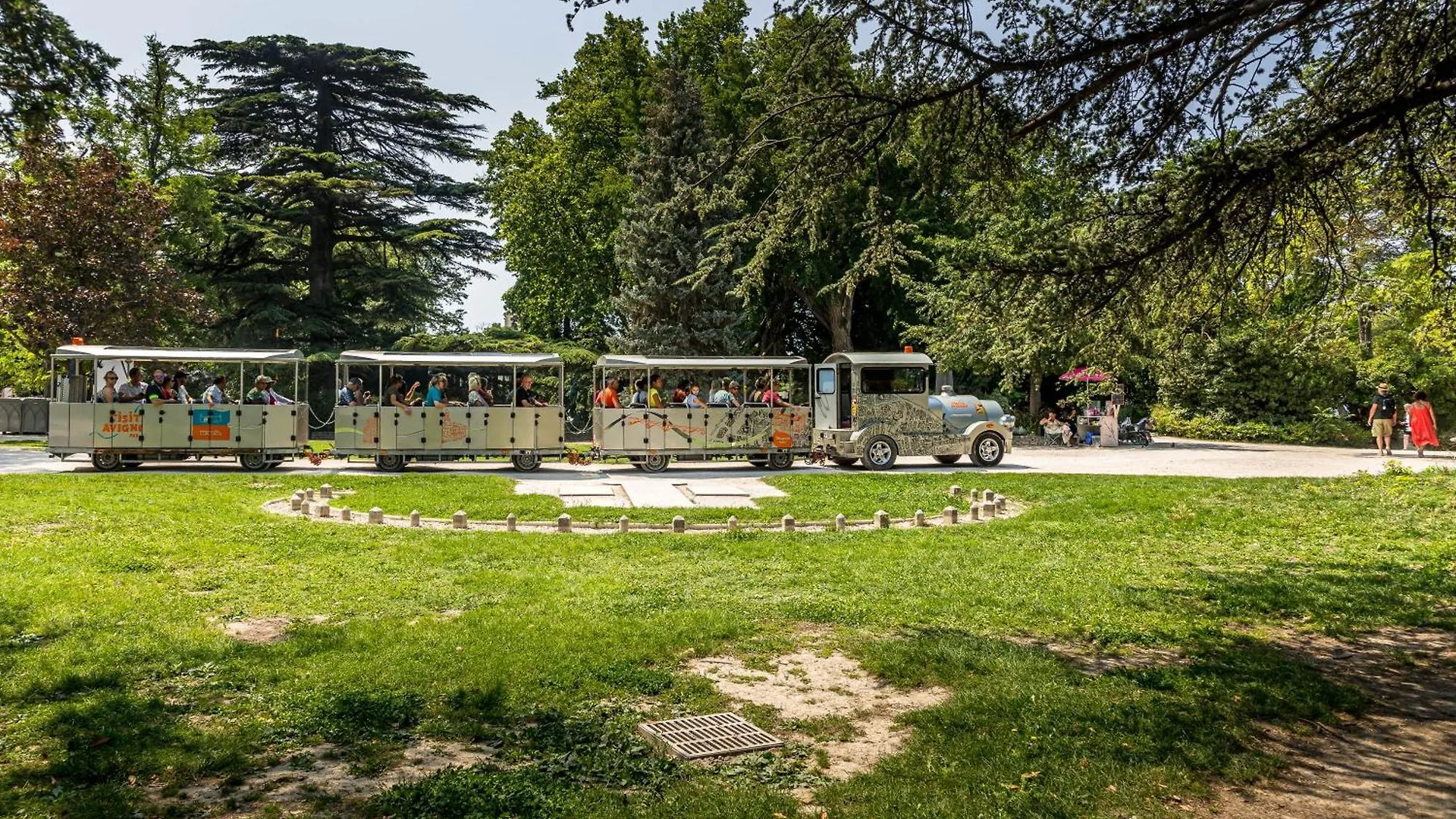 Camping Les Avignon - La Laune Villeneuve-lès-Avignon