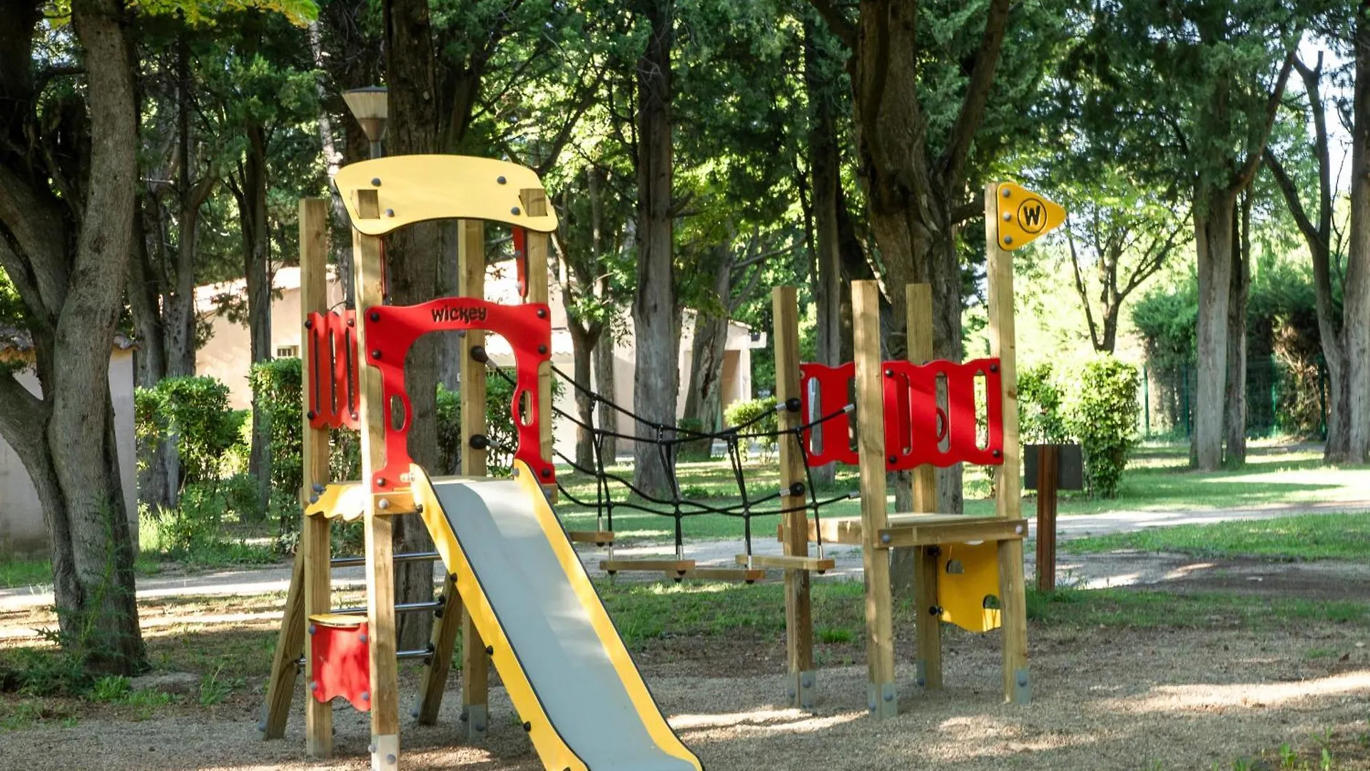 Camping Les Avignon - La Laune Villeneuve-lès-Avignon