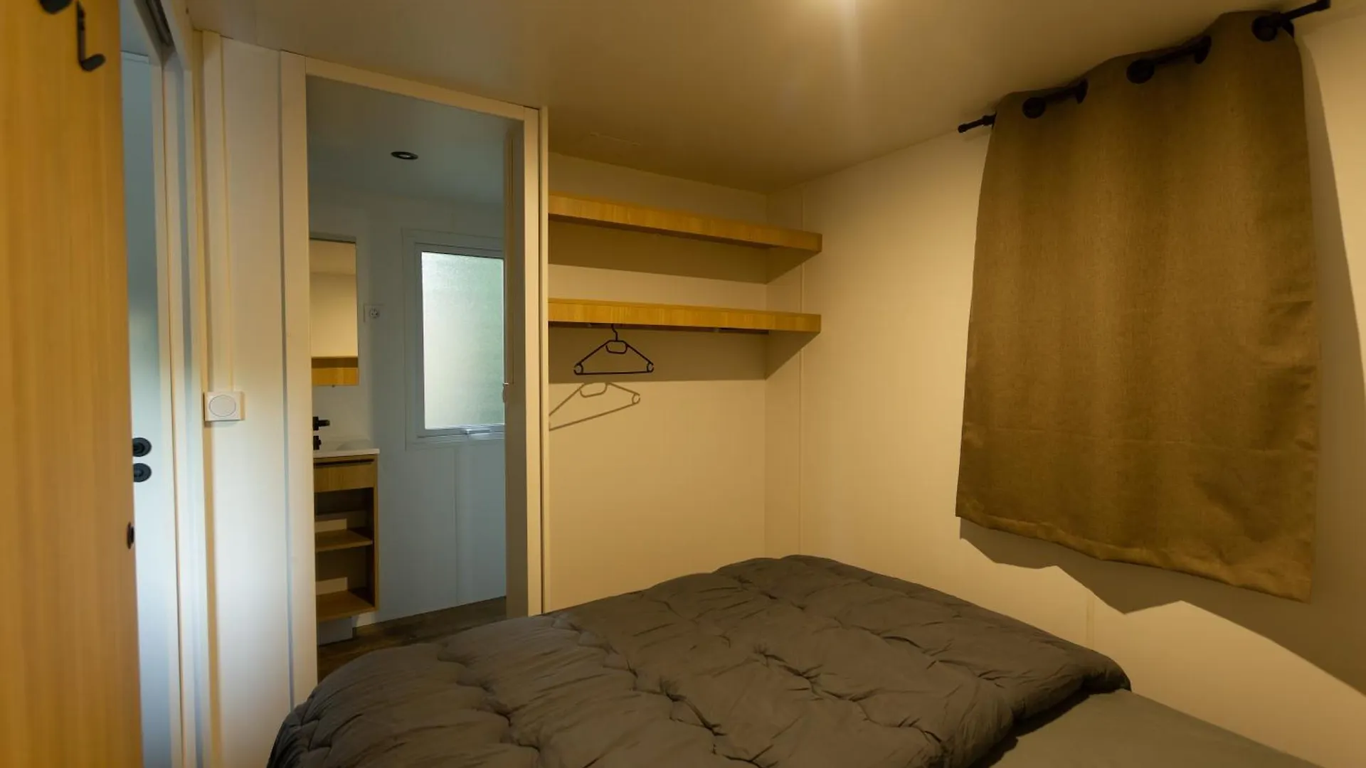 Camping Les Avignon - La Laune Villeneuve-les-Avignon